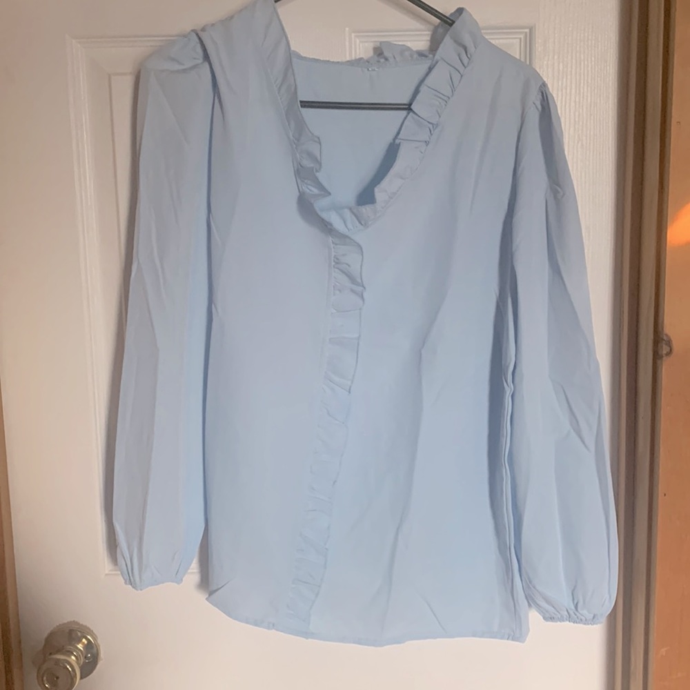 Amazon blouse, great for work attire at the office!